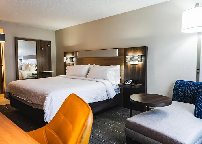 Holiday Inn Express Frazer - Malvern By Ihg