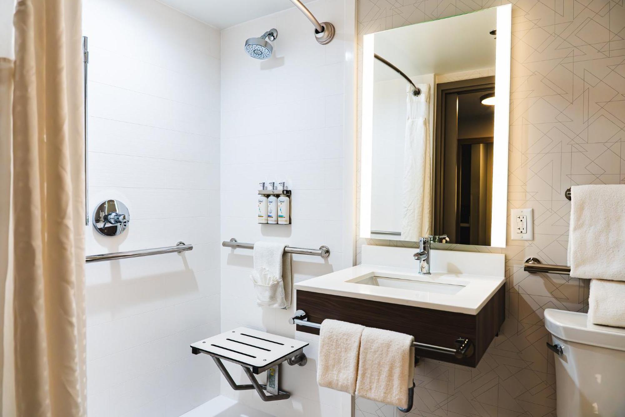 Hotel Express - Malvern By Ihg Frazer