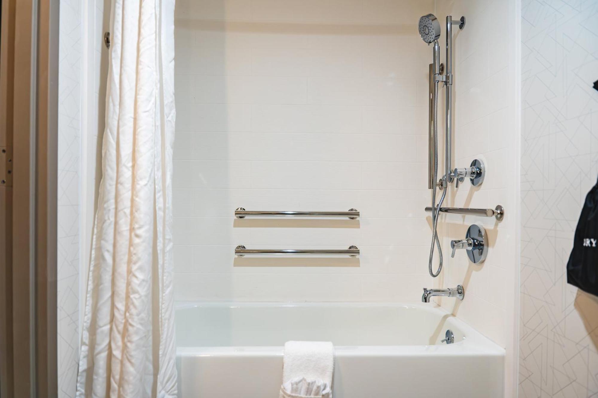 Express - Malvern By Ihg Hotel