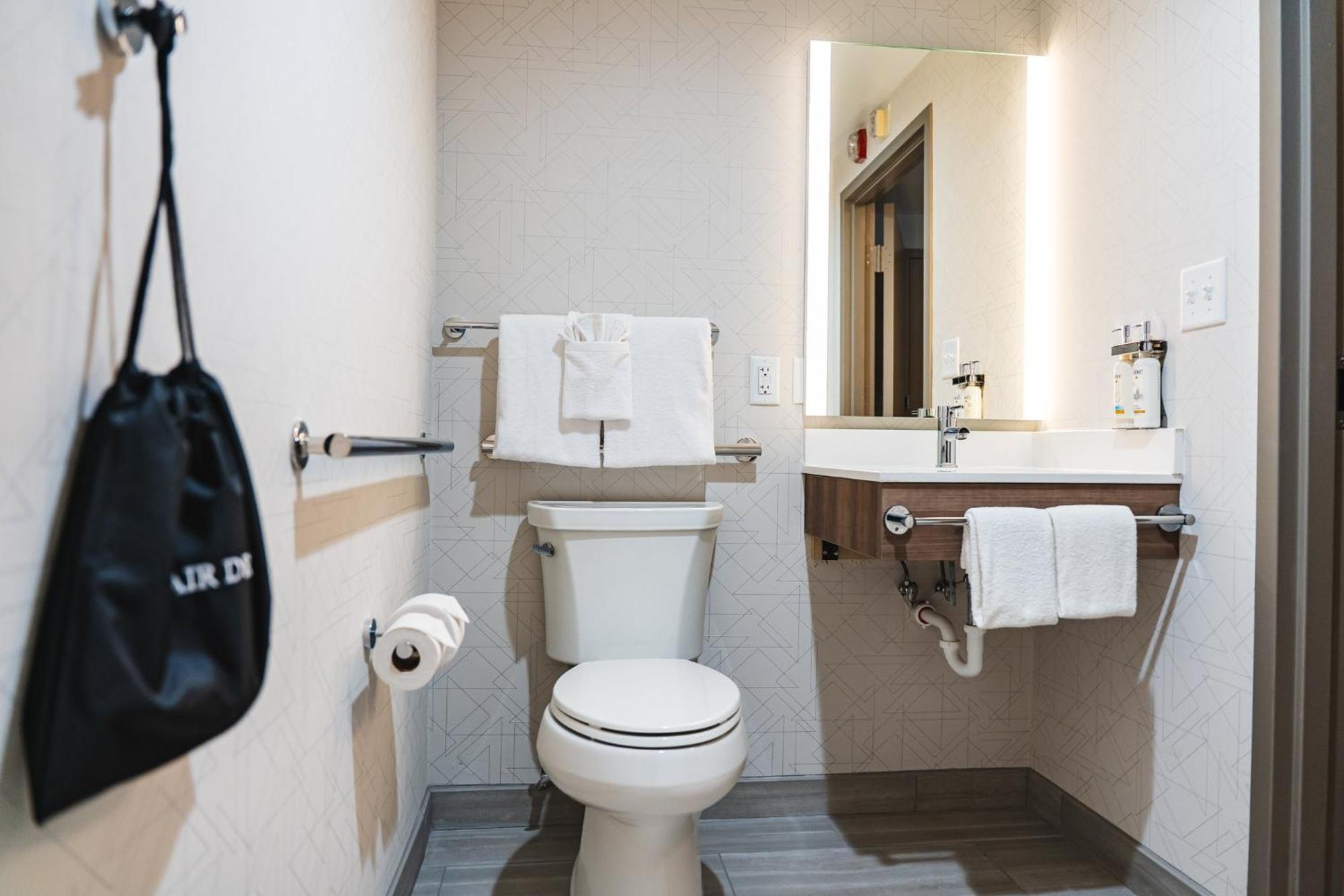 Hotel Express - Malvern By Ihg